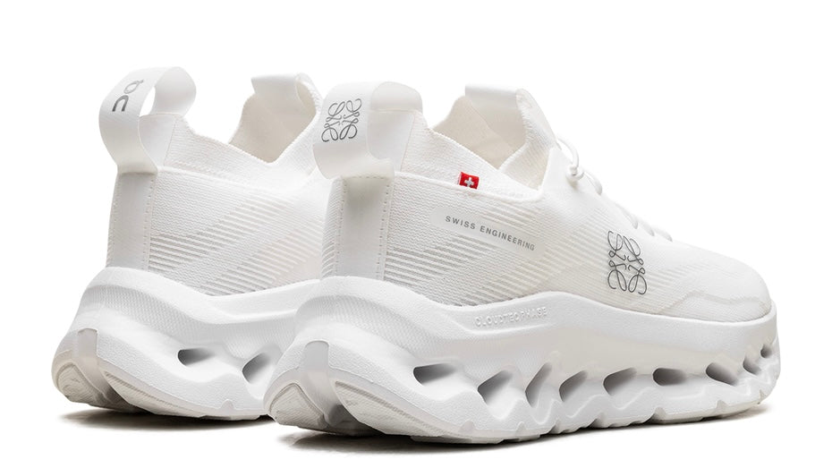 On Running Cloudtilt LOEWE All White (Unisex)