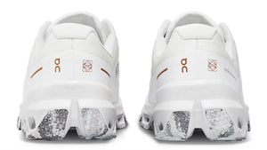 On Running Cloudventure
LOEWE White