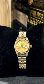 Load image into Gallery viewer, Rolex Date Just 26mm Champagne Dial
