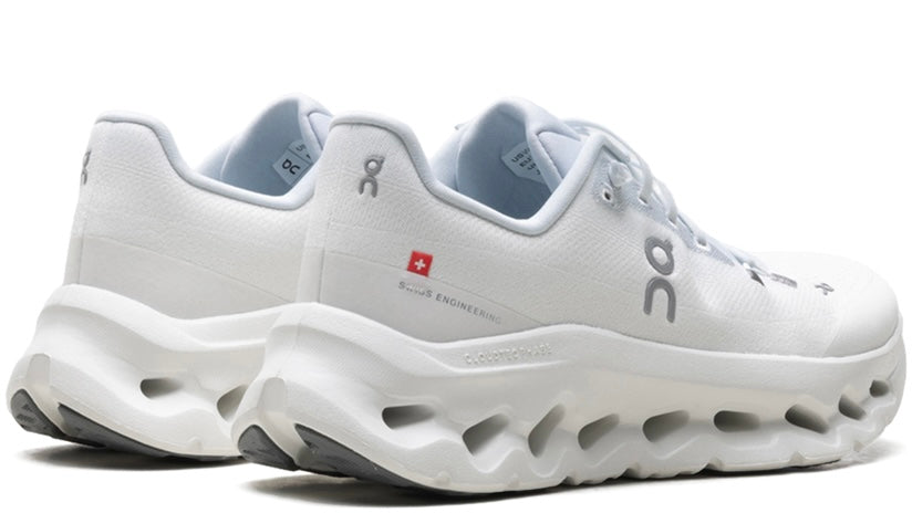 On Running Cloudtilt Arctic Ice (Women’s)