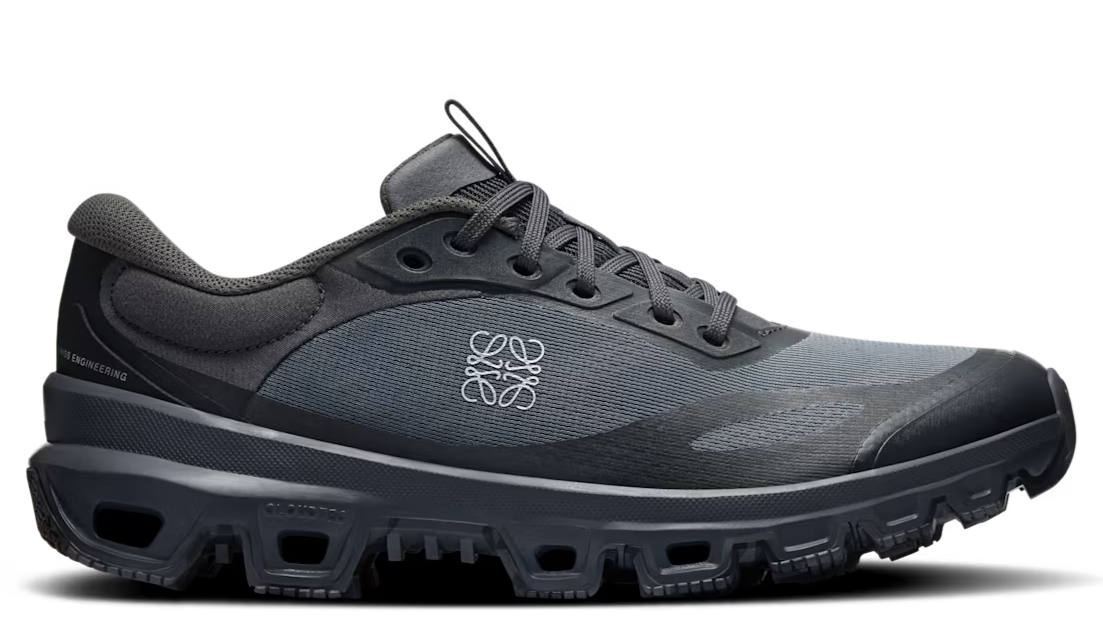 On Running Cloudventure 2 LOEWE Gunmetal – shoegamemanila On Running Cloudventure 2 LOEWE Gunmetal – shoegamemanila