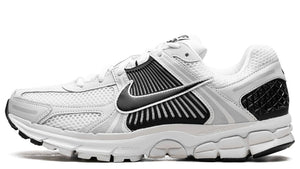 Nike Zoom Vomero 5 ‘White Black’