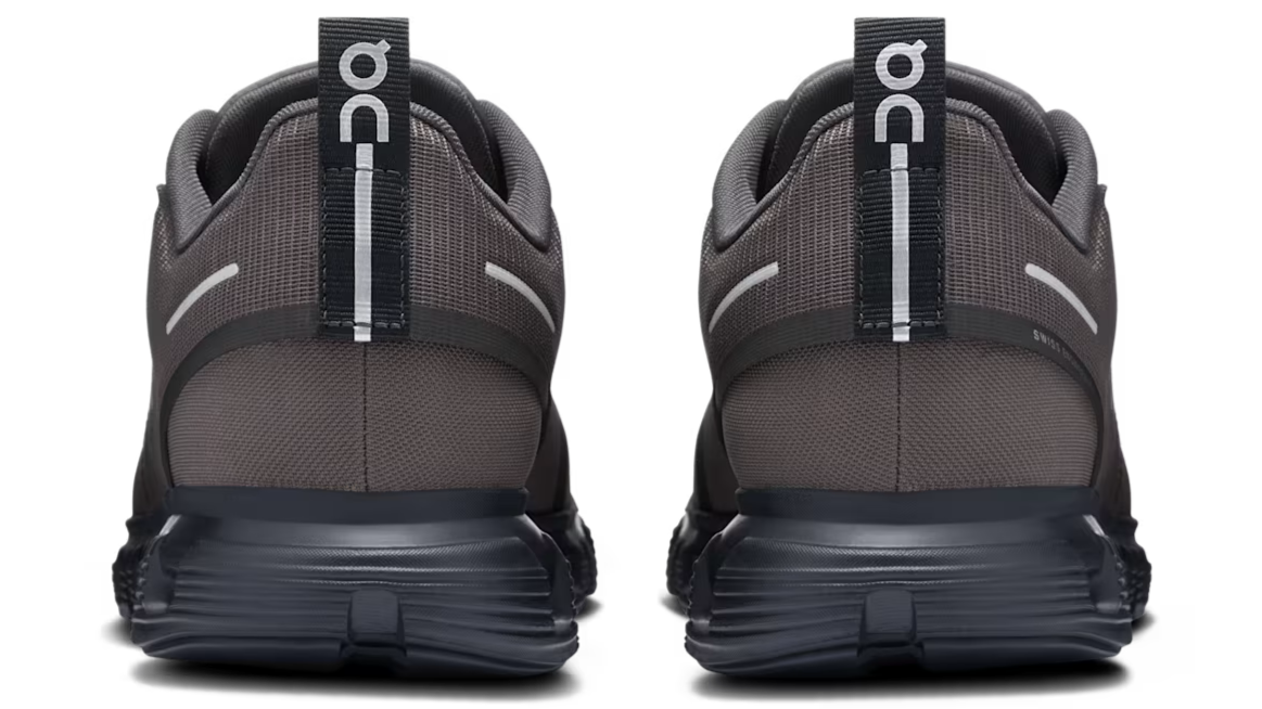 On Running Cloud 6 Waterproof Thorn Black