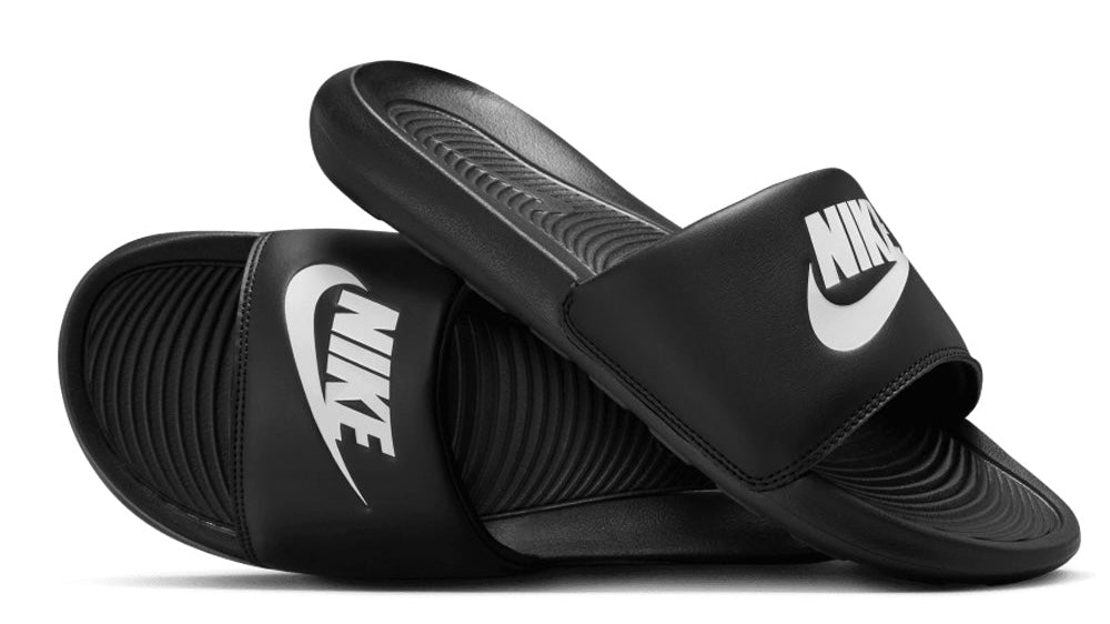 Nike Victori One Black White