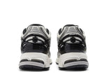 Load image into Gallery viewer, New Balance 1906R Silver Black
