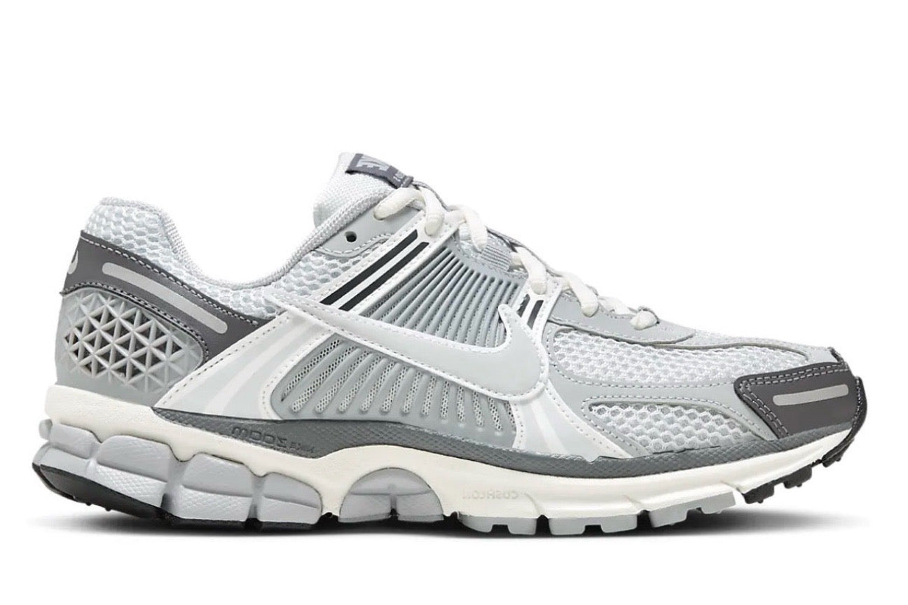 Nike Zoom Vomero 5 Pure Platinum Metallic Silver