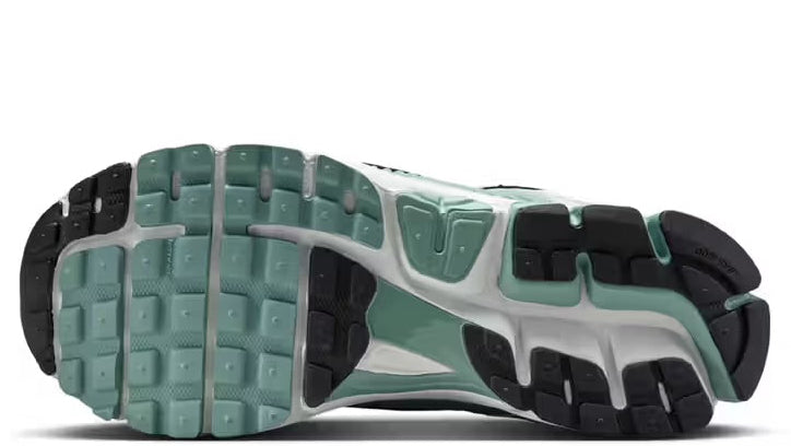 Nike Zoom Vomero 5 Cannon (Women's)