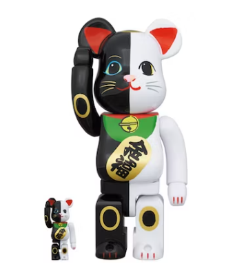 Bearbrick Maneki Neko Invitation Black x Fortune White 100% & 400% Set